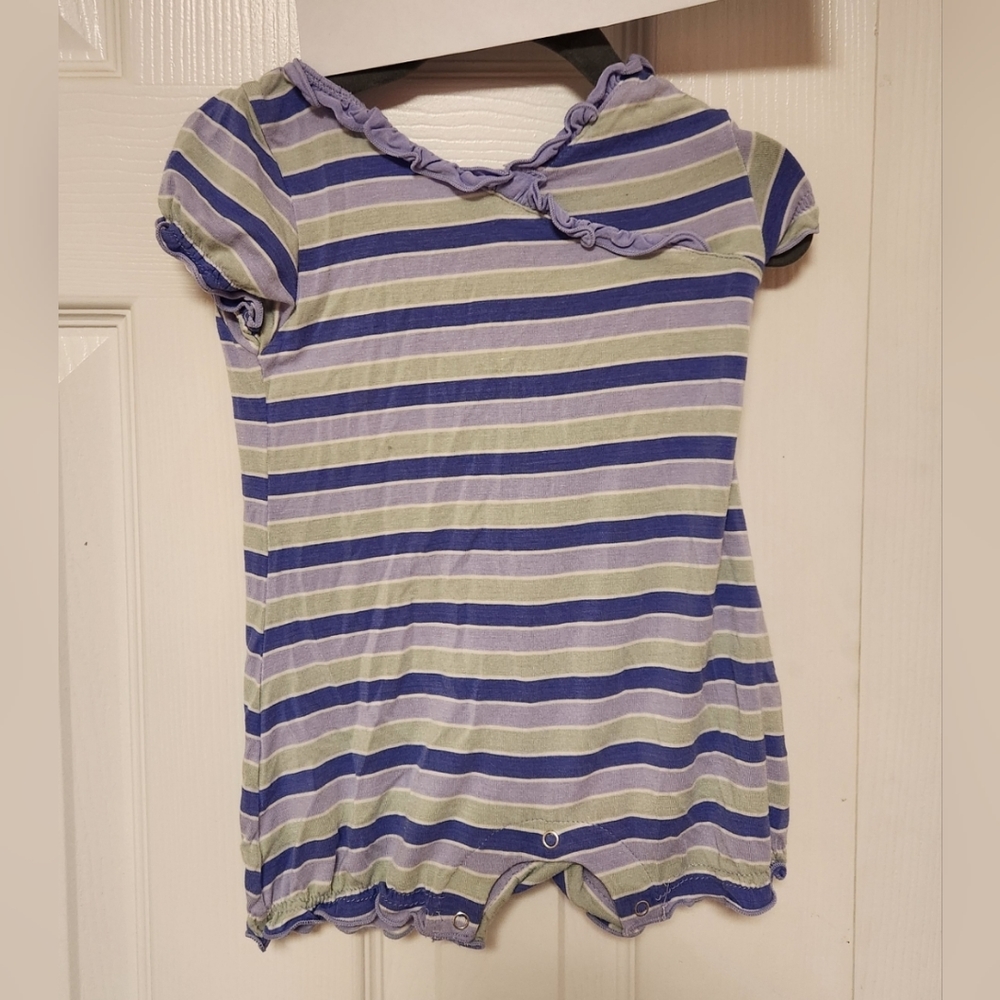 Kicked Pants Romper 6-12